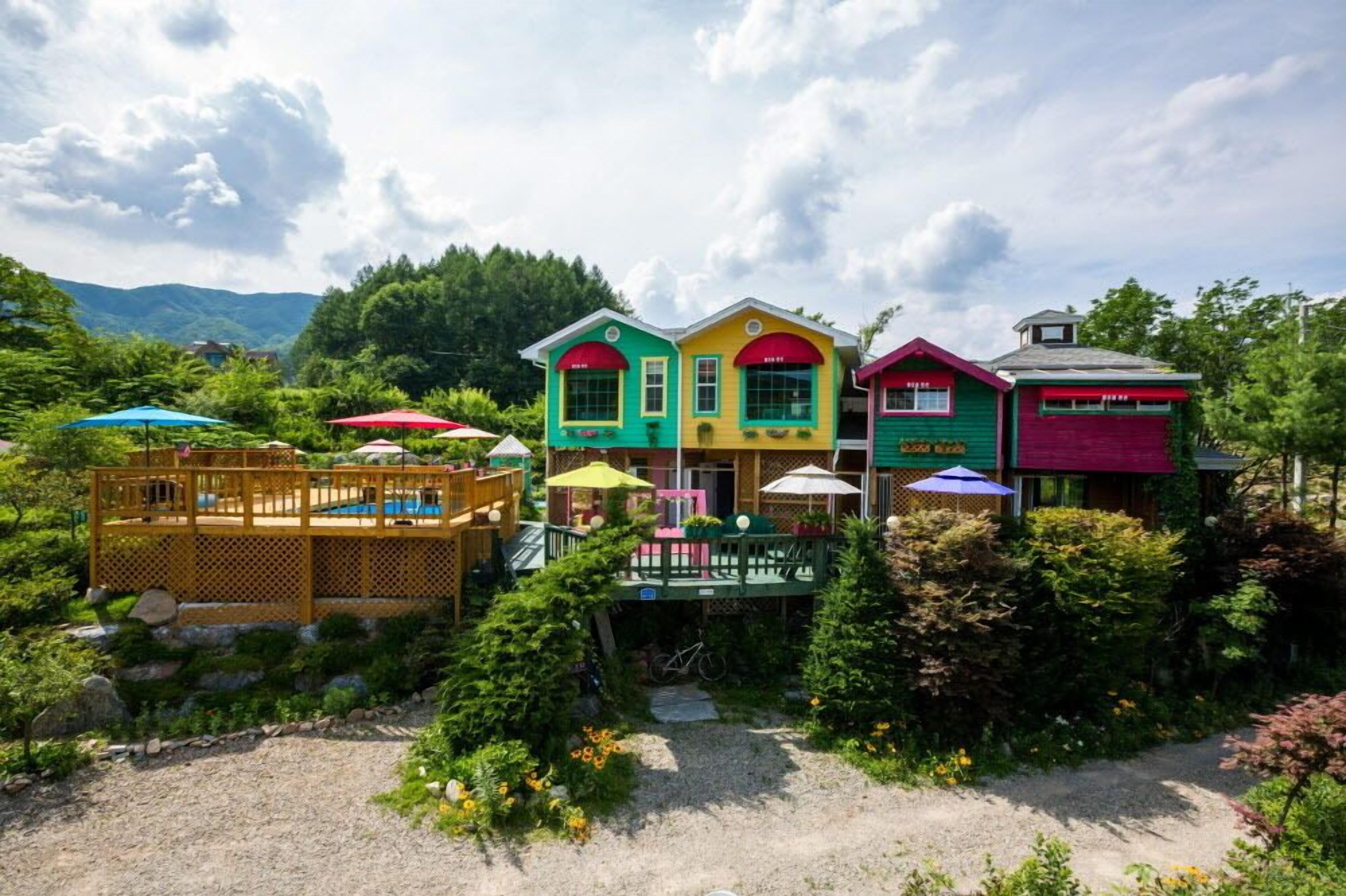 Hamchorom Pension
