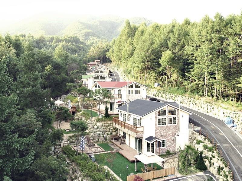 Hue 700 Pension