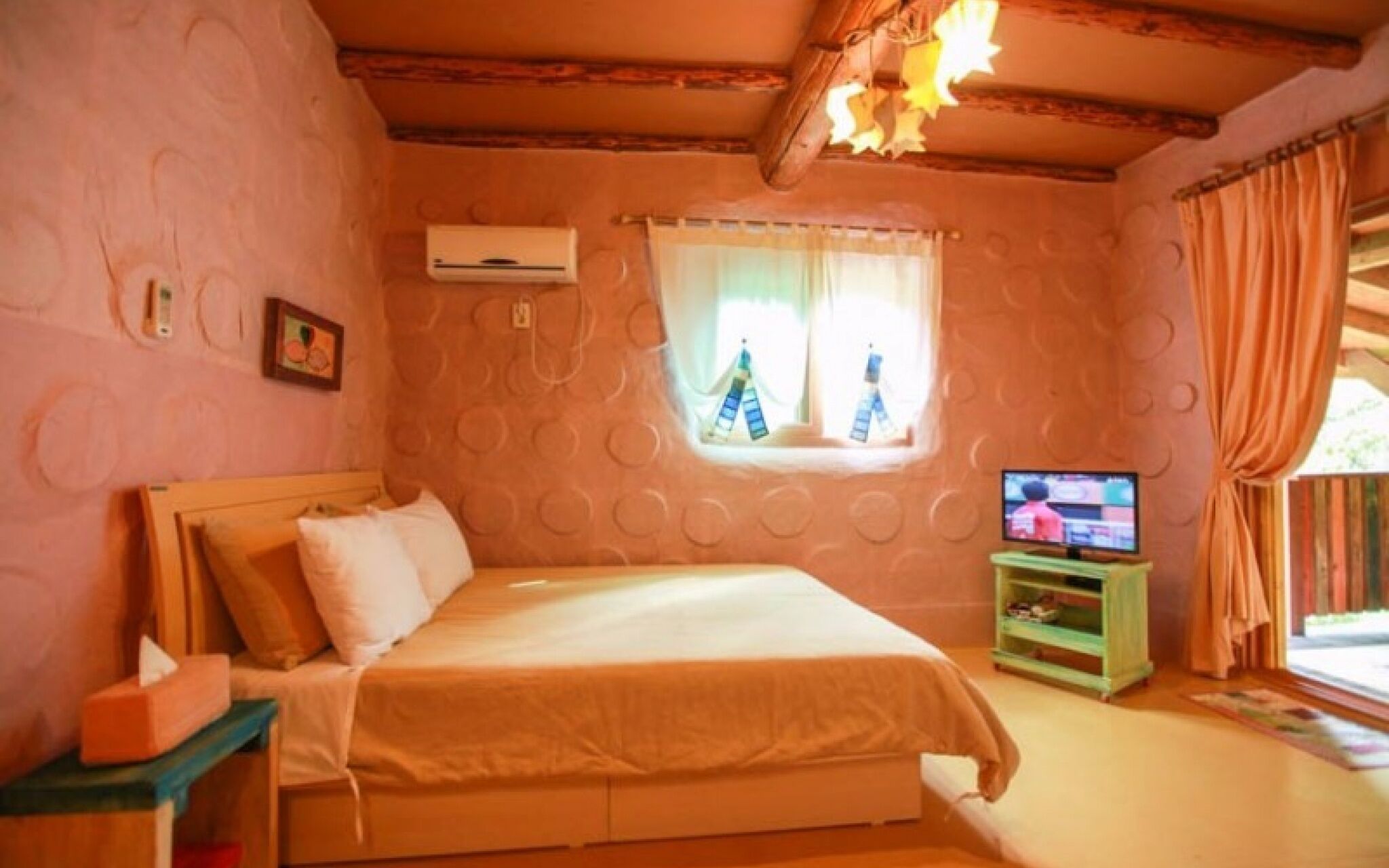 Pyeongchang Dolbaenamu Segeuru Pension