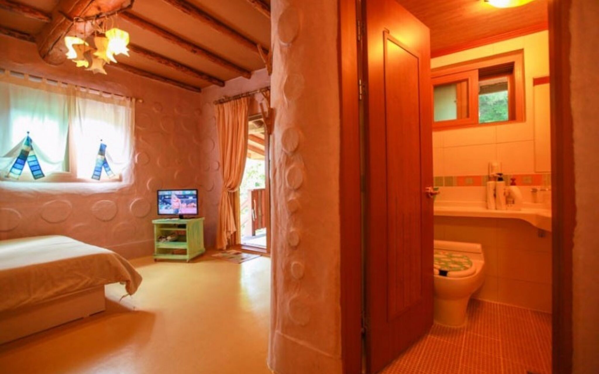 Pyeongchang Dolbaenamu Segeuru Pension
