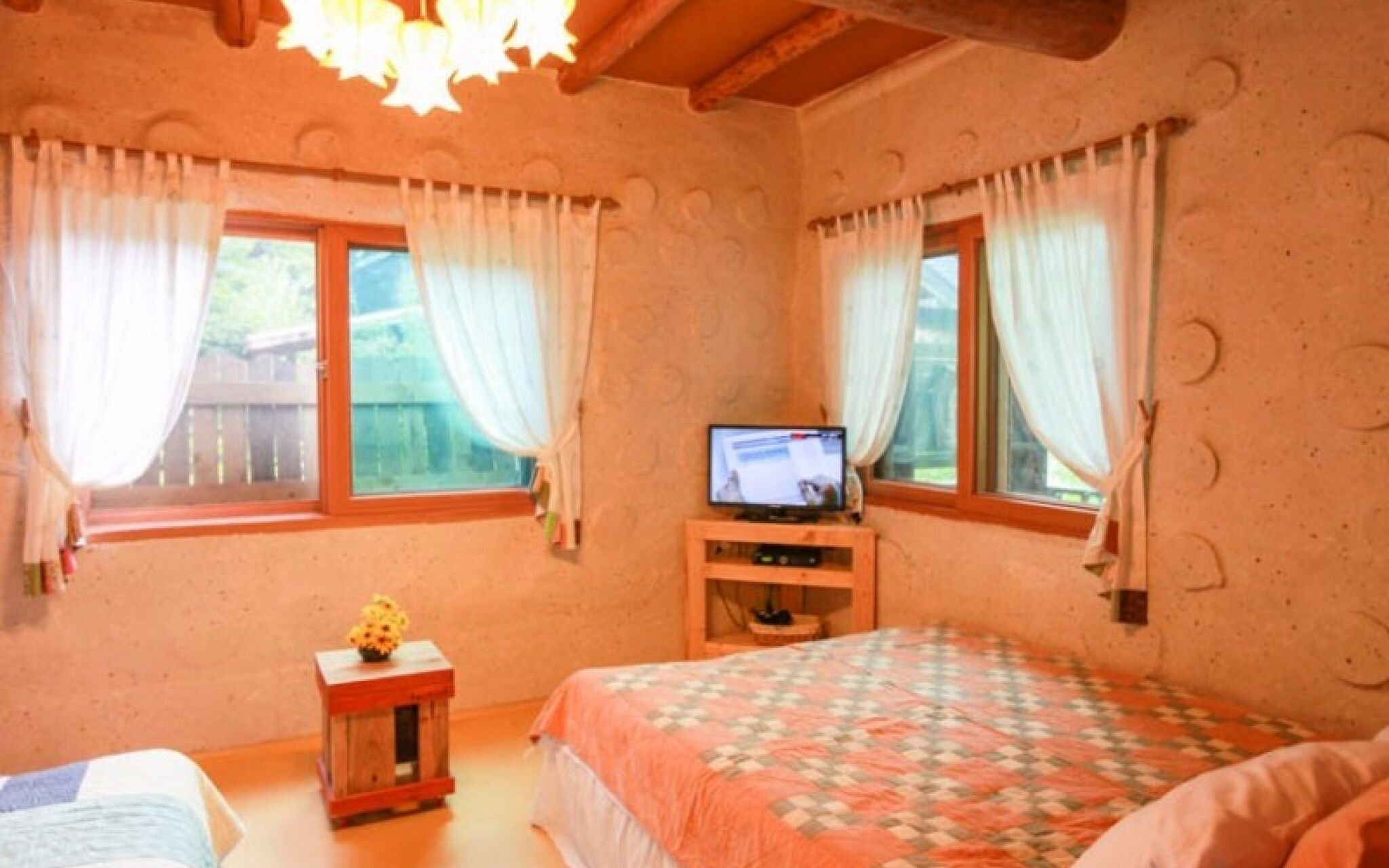 Pyeongchang Dolbaenamu Segeuru Pension