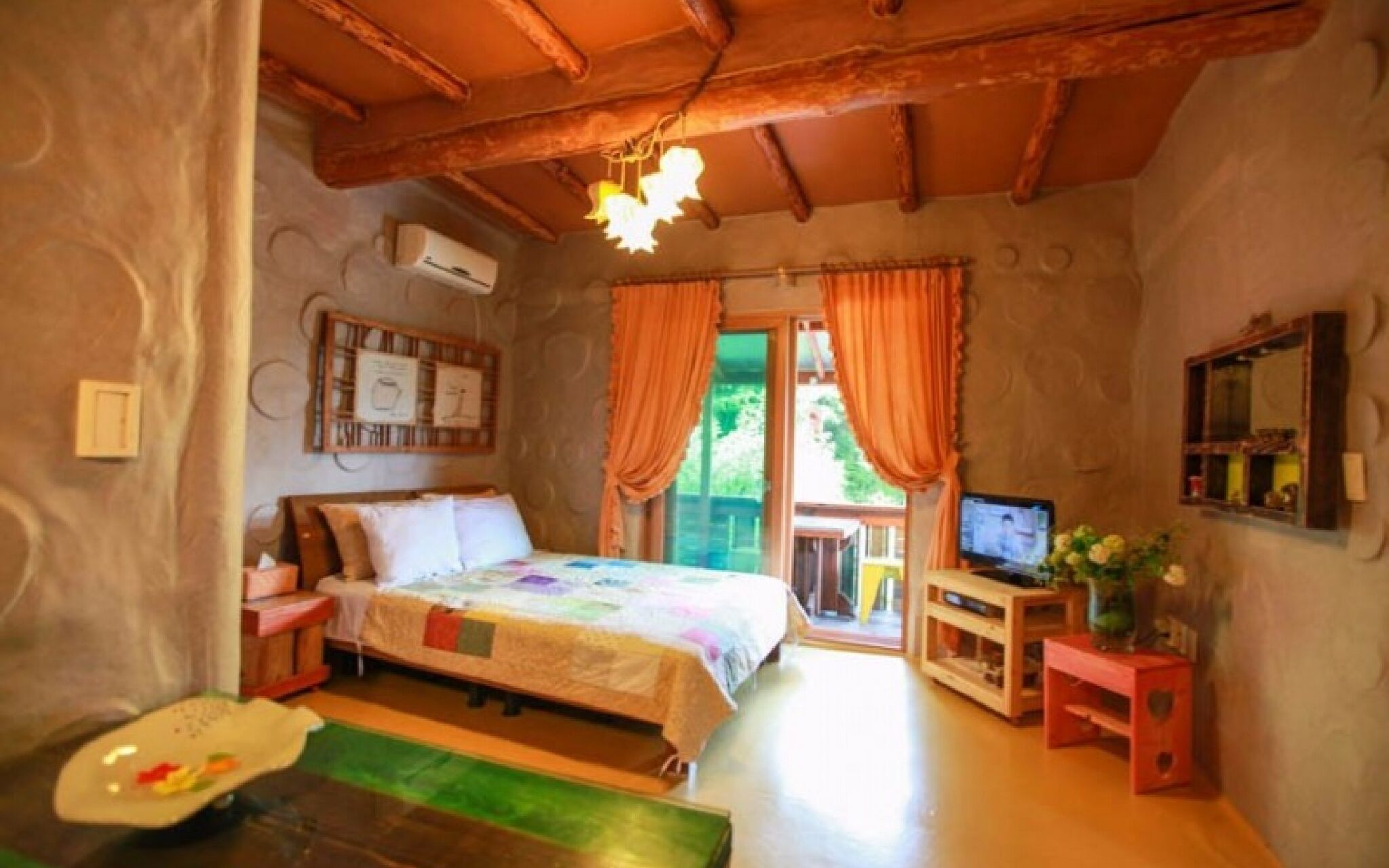 Pyeongchang Dolbaenamu Segeuru Pension