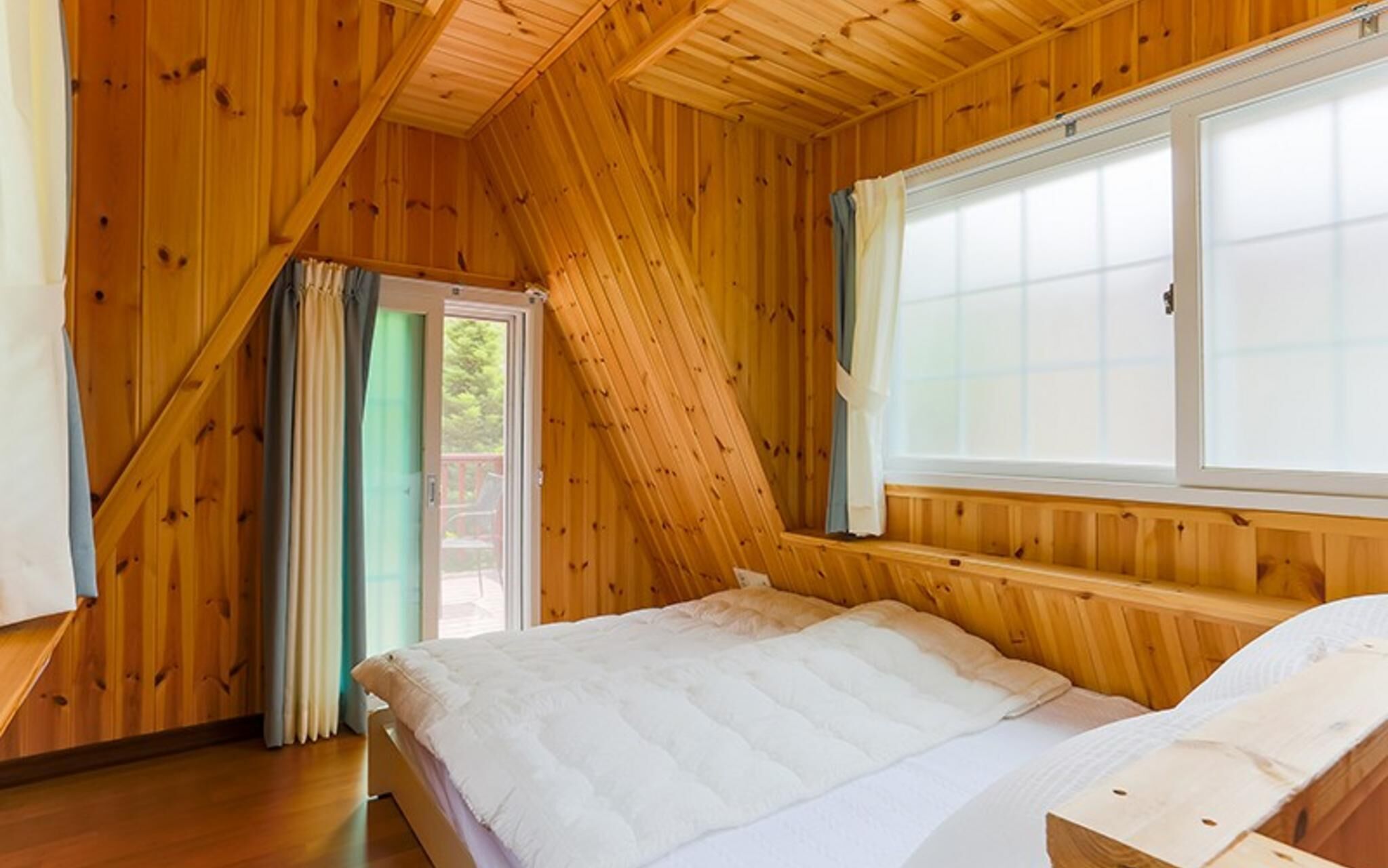 Pyeongchanggang Healing House Pension