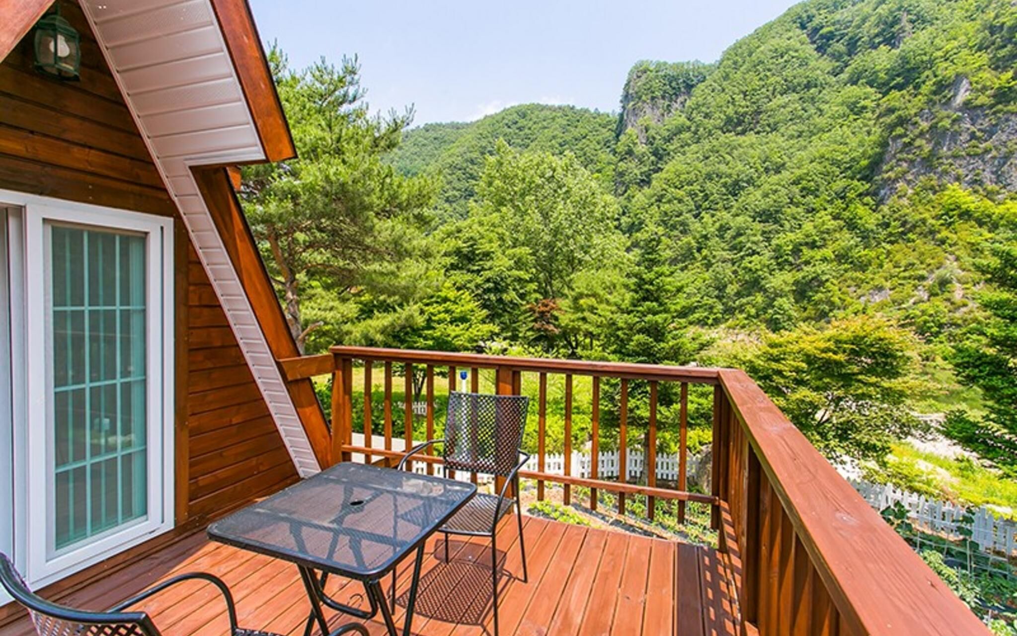 Pyeongchanggang Healing House Pension