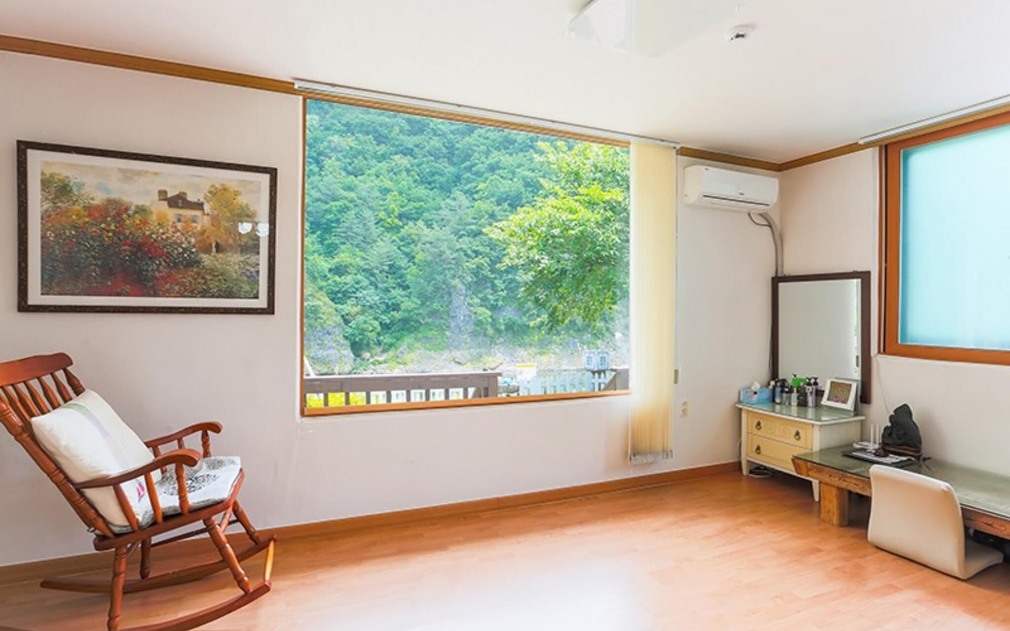 Pyeongchanggang Healing House Pension