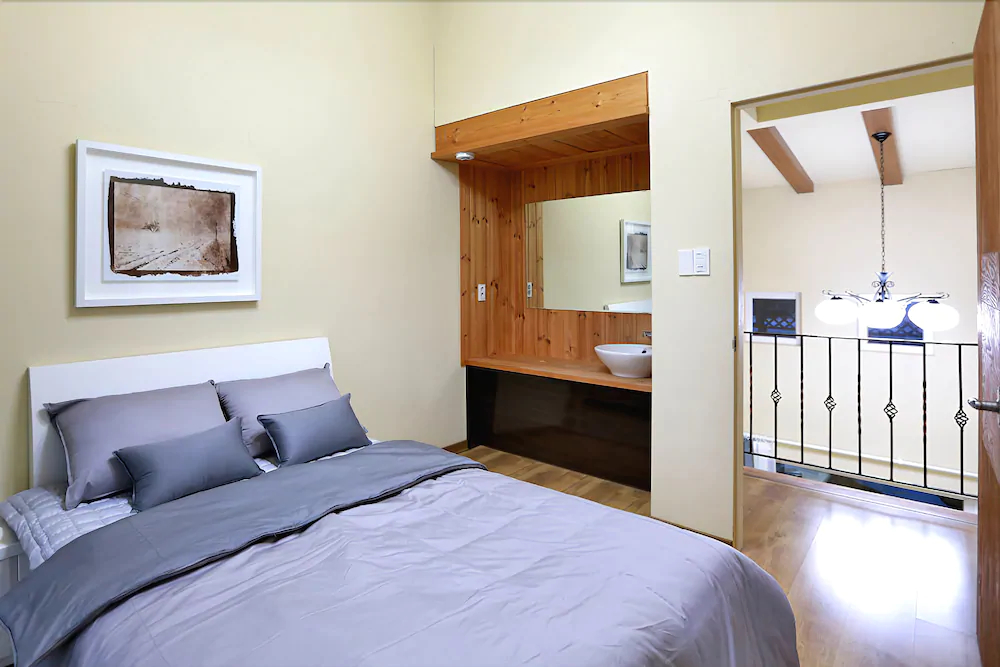 Saint Hill Pension