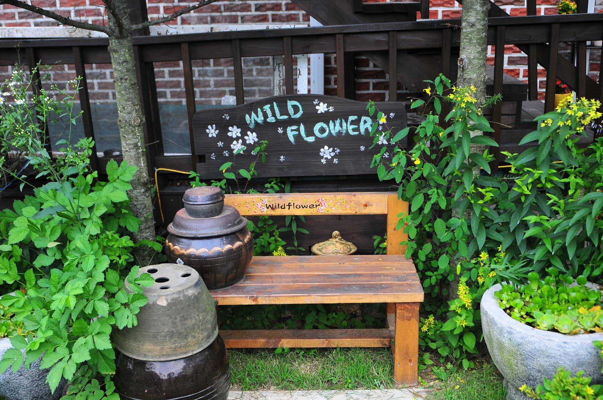 Daegwalnyeonng Wild Floaroma Pension