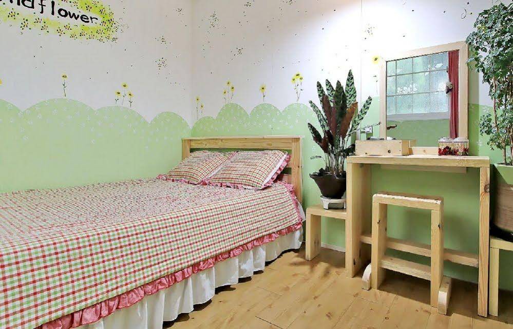 Daegwalnyeonng Wild Floaroma Pension