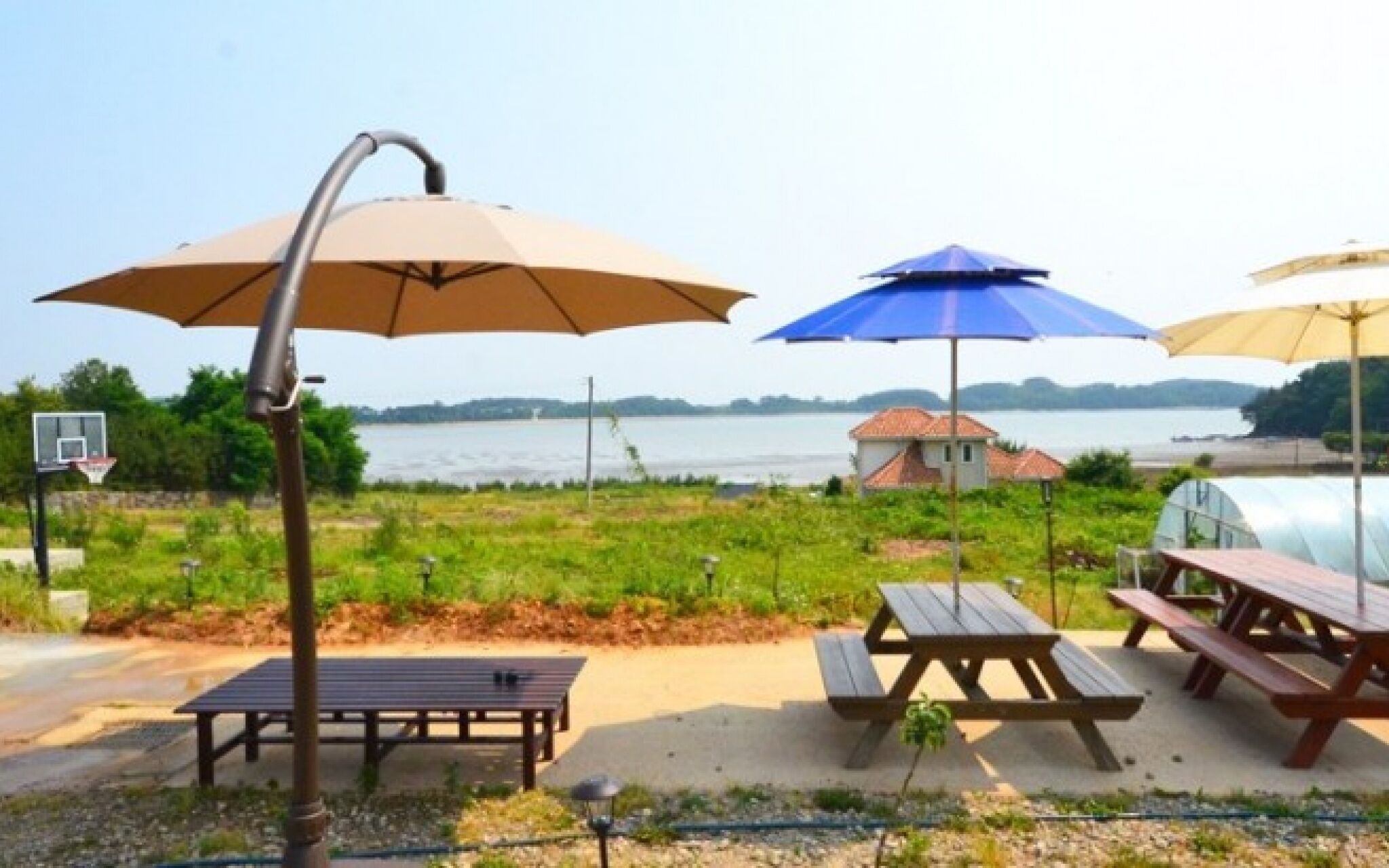 Seocheon Red Windmill Attiang Pension
