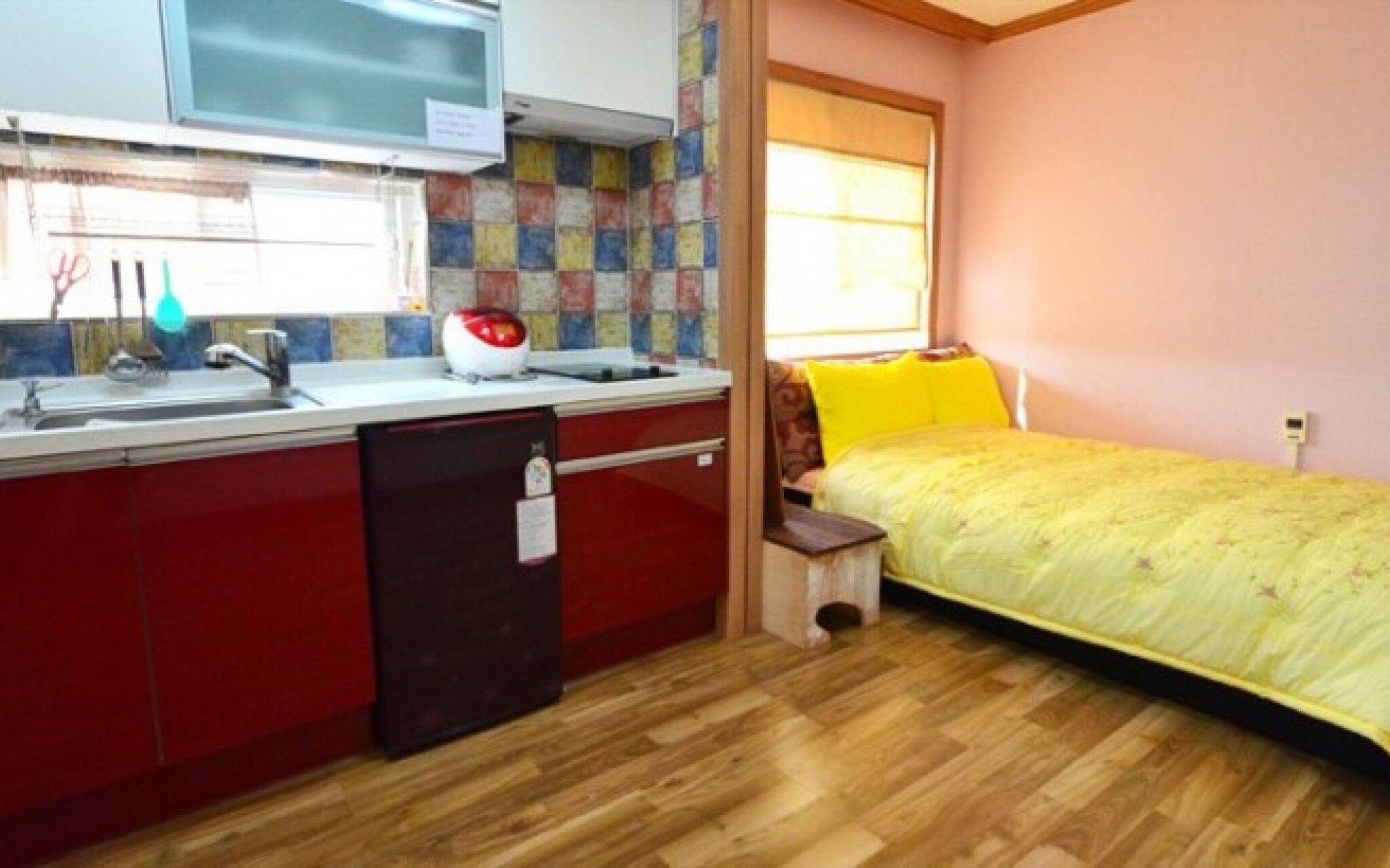 Seocheon Red Windmill Attiang Pension