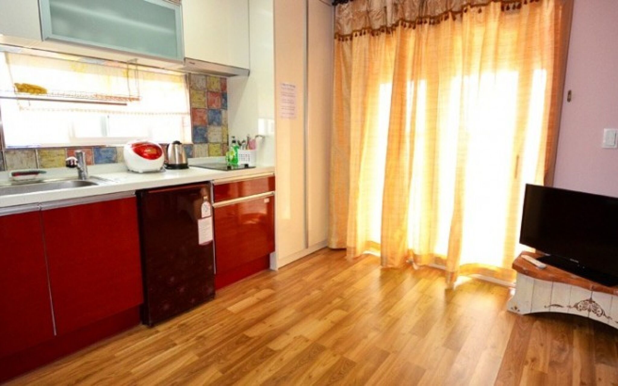 Seocheon Red Windmill Attiang Pension