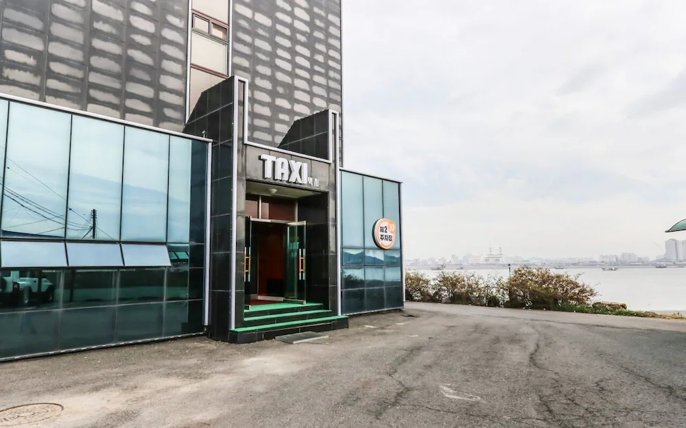 Seocheon Taxi Hotel