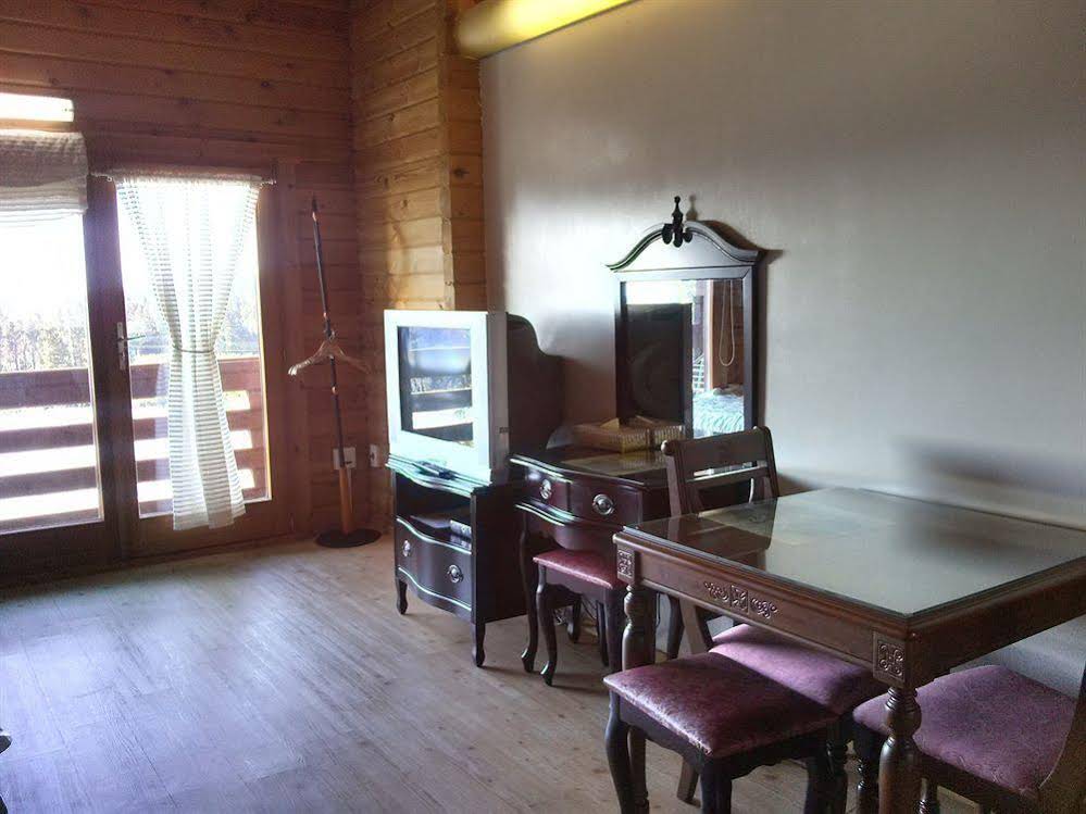 Breakfast at Tiffanys