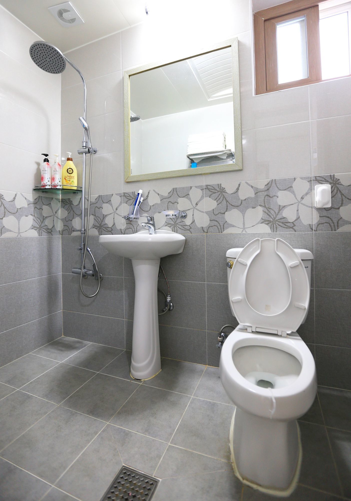 Budapest Inn