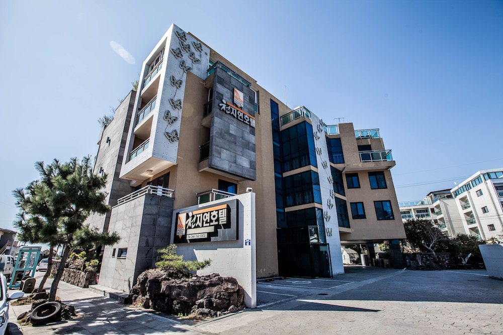 Cheonjiyeon Hotel