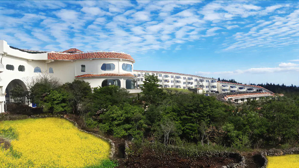Club ES Jeju Resort