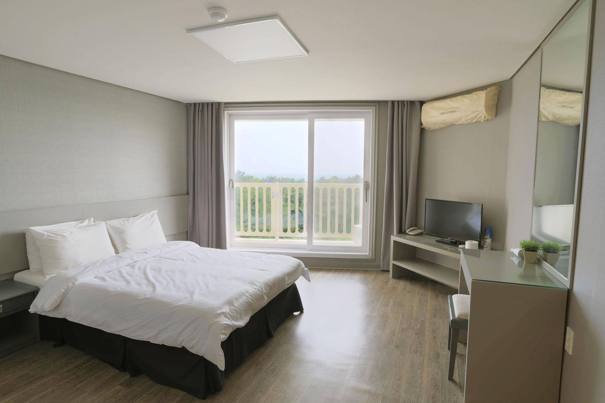 Kensington Resort Jeju Jungmun