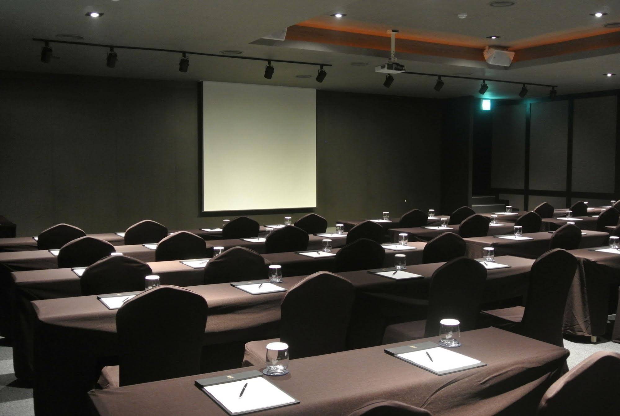 Kensington Resort Jeju Jungmun