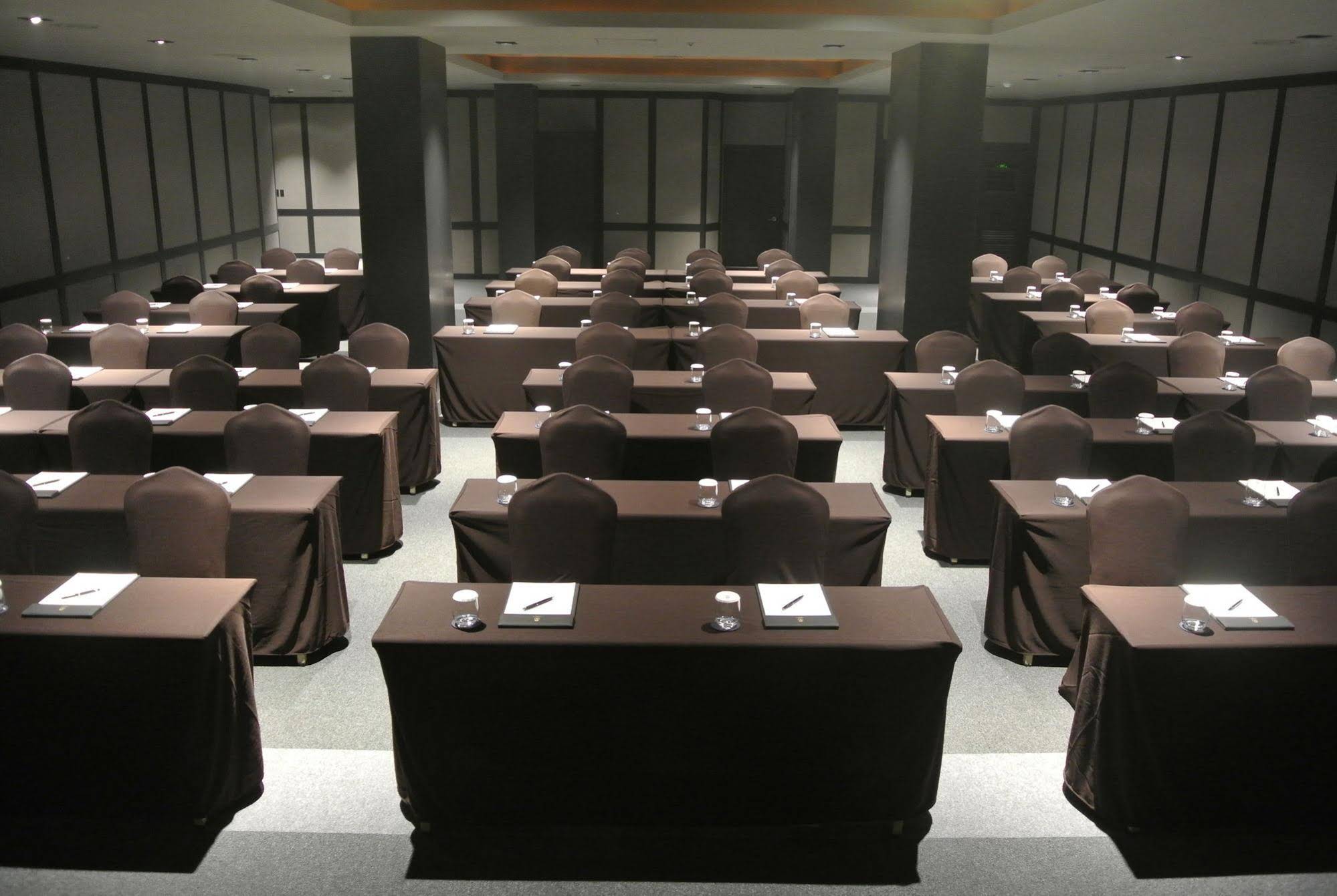 Kensington Resort Jeju Jungmun