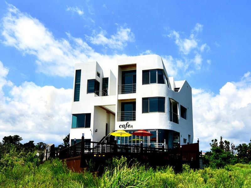 Ean Pension & Cafe
