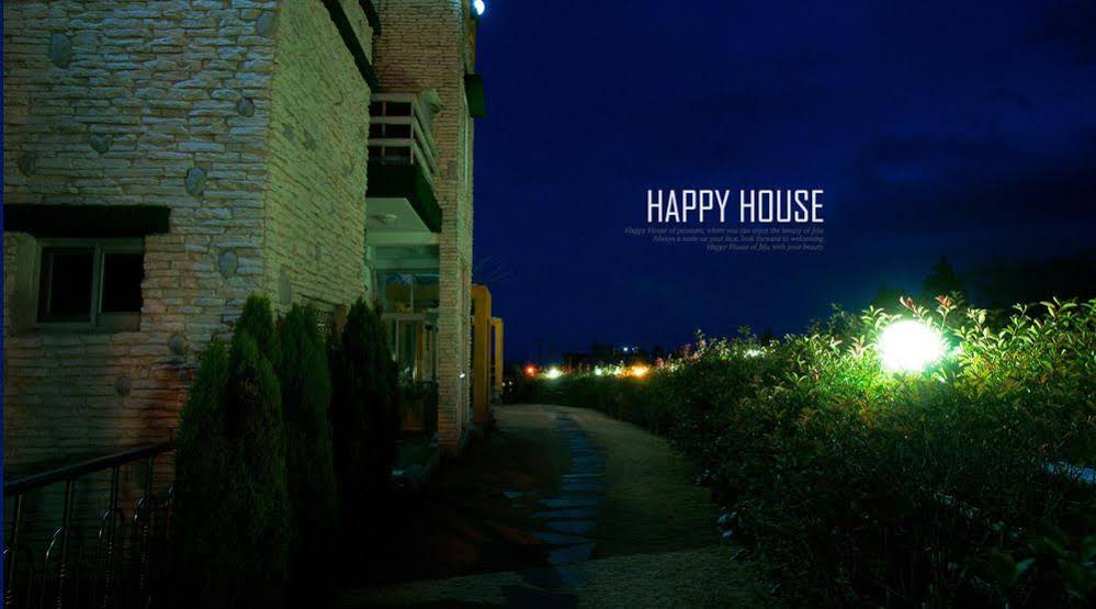 Happy House