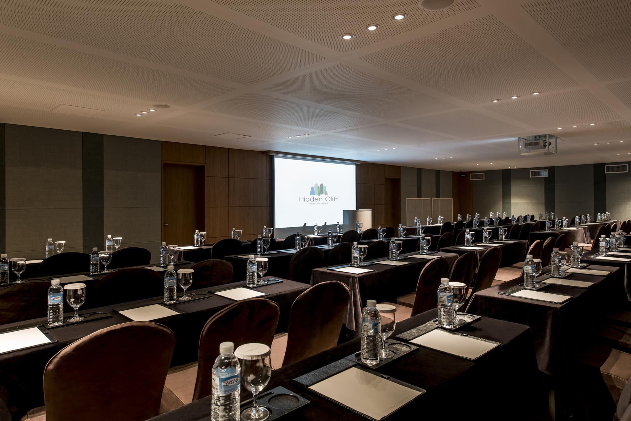 Hidden Cliff Hotel & Nature