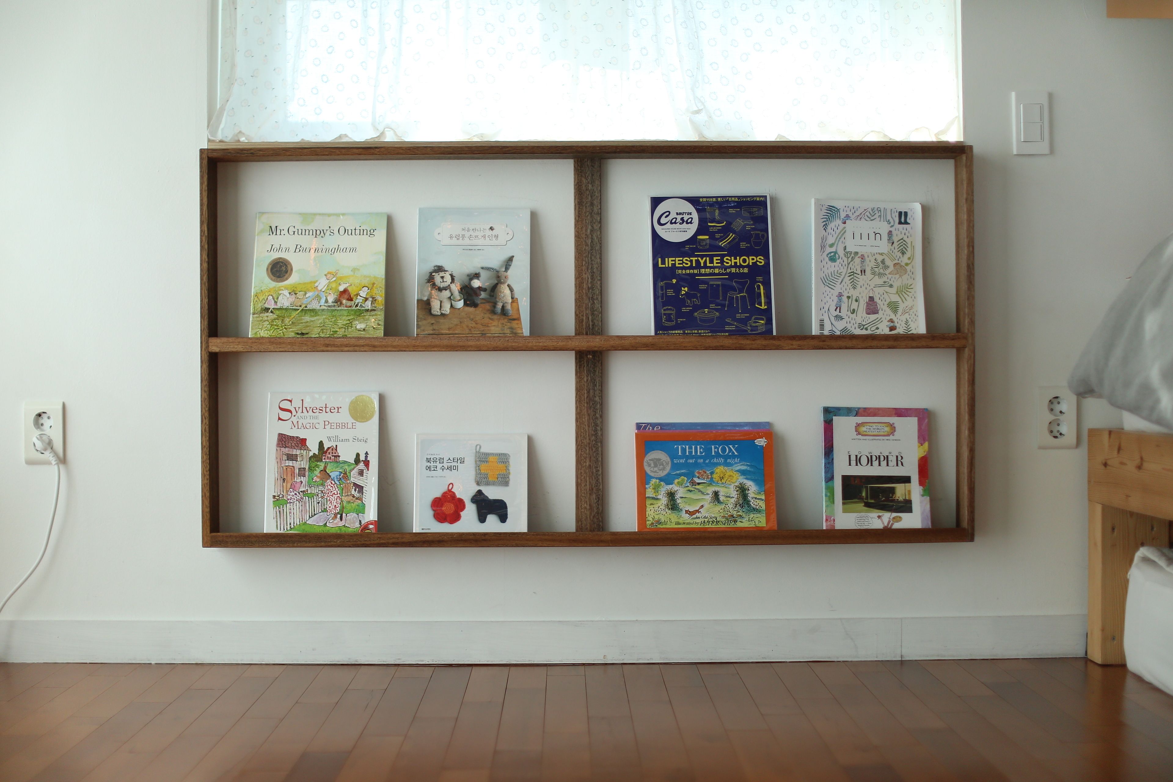 Hoclack Rooftop Moonlight