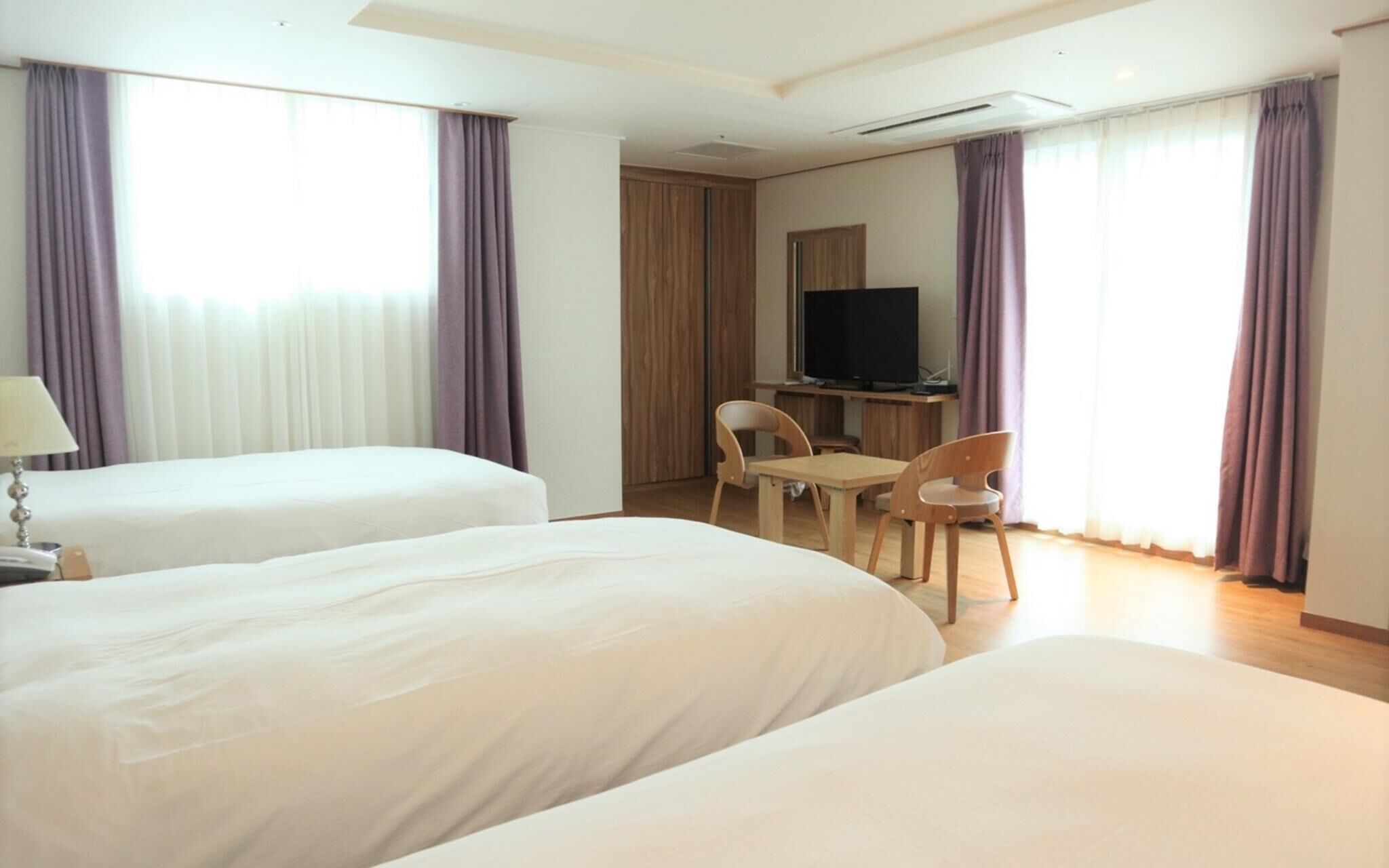 Hotel Rest Seogwipo