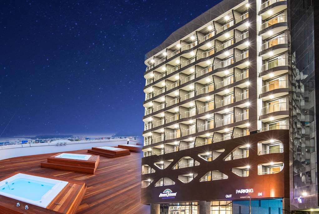 Hotel Bridge Seogwipo