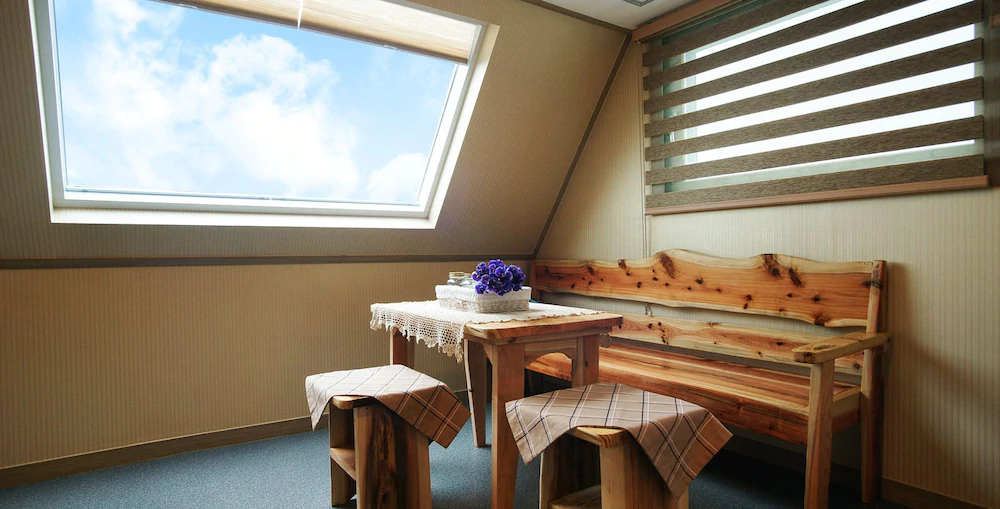 J2 Family Hotel Jeju