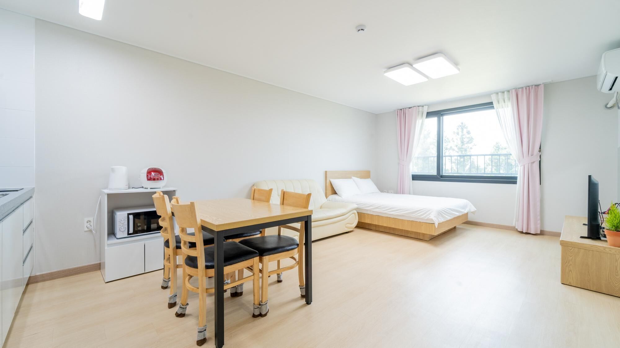 Jeju Chunjane Pension