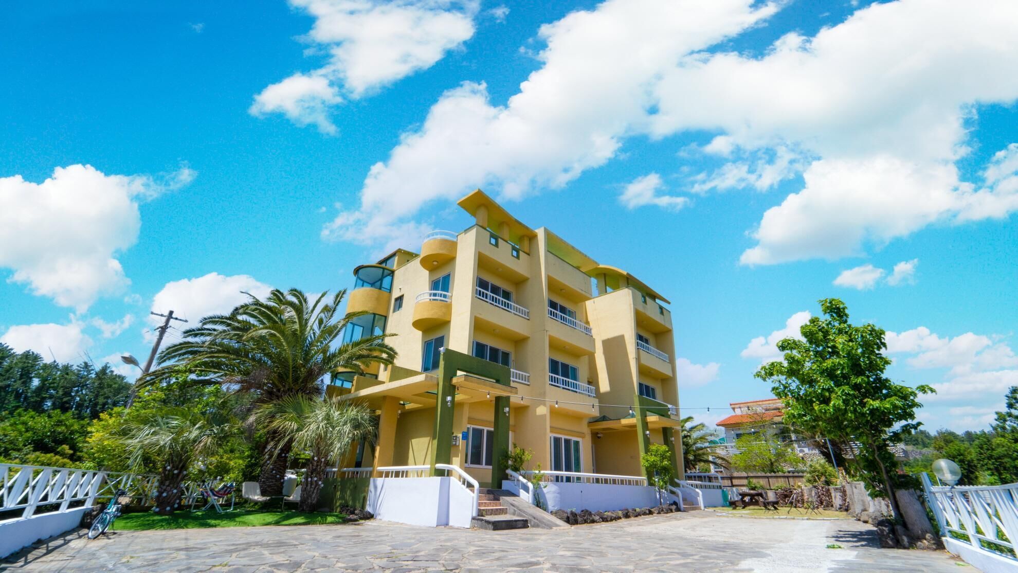 Jeju Dalbam Pension
