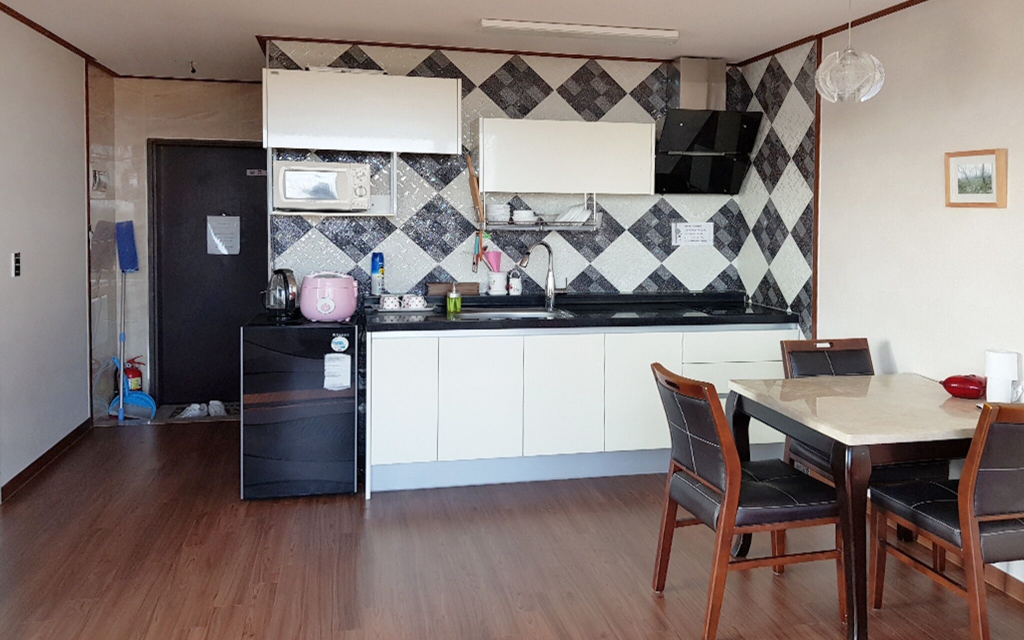 Jeju Dongho Pension And Guest House