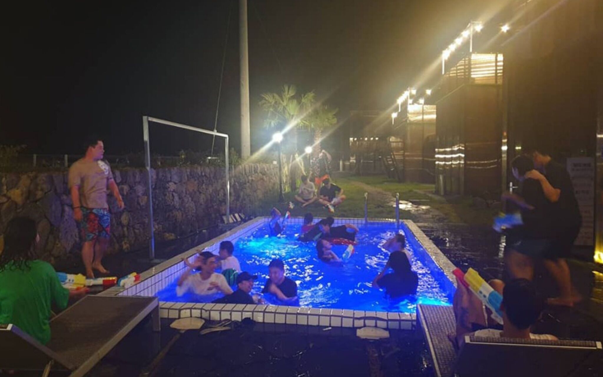 Jeju Ghetto Guest House Party