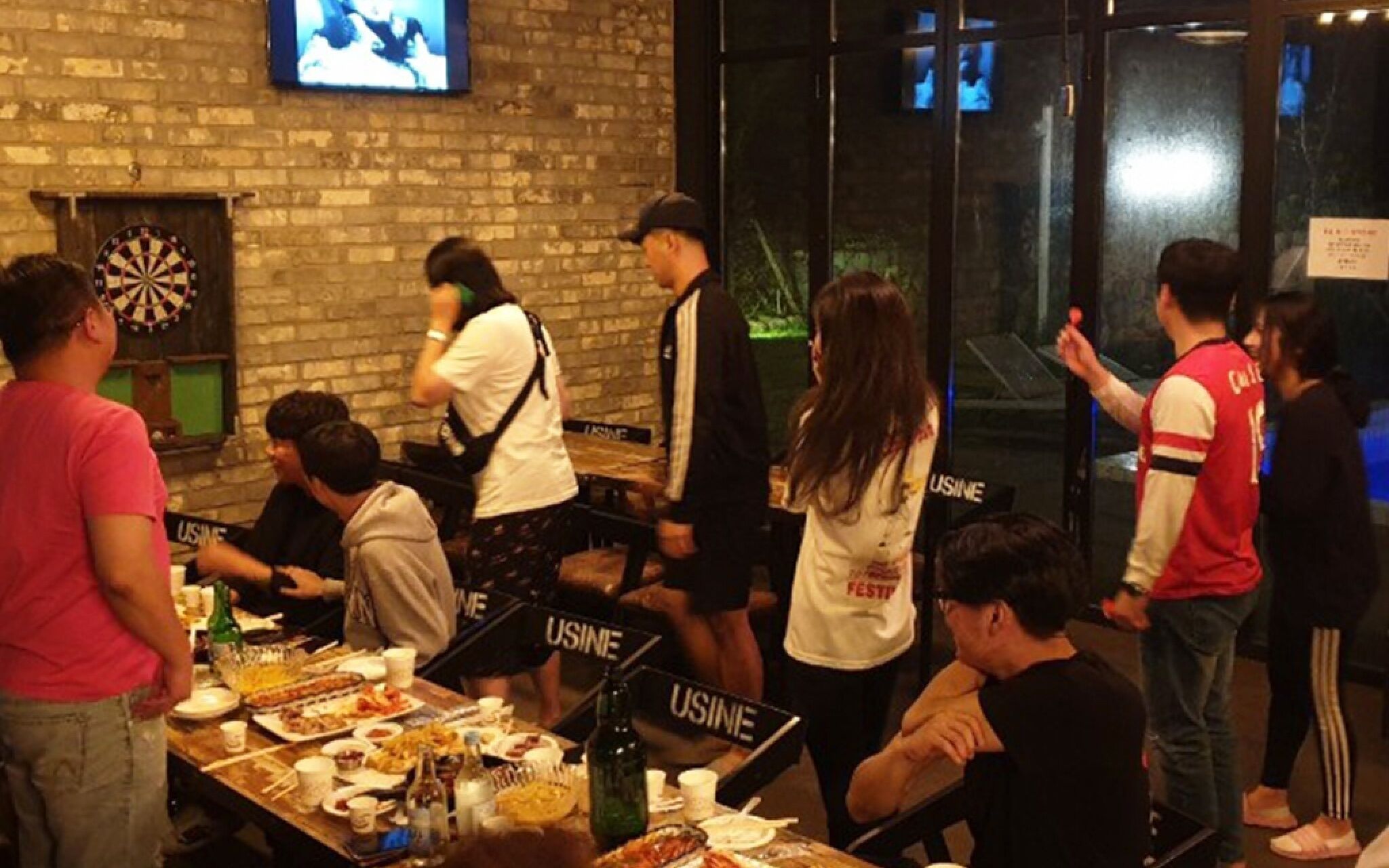 Jeju Ghetto Guest House Party