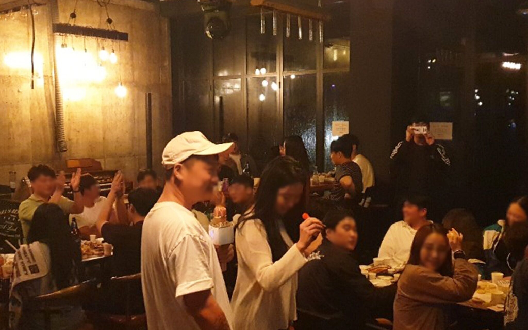 Jeju Ghetto Guest House Party