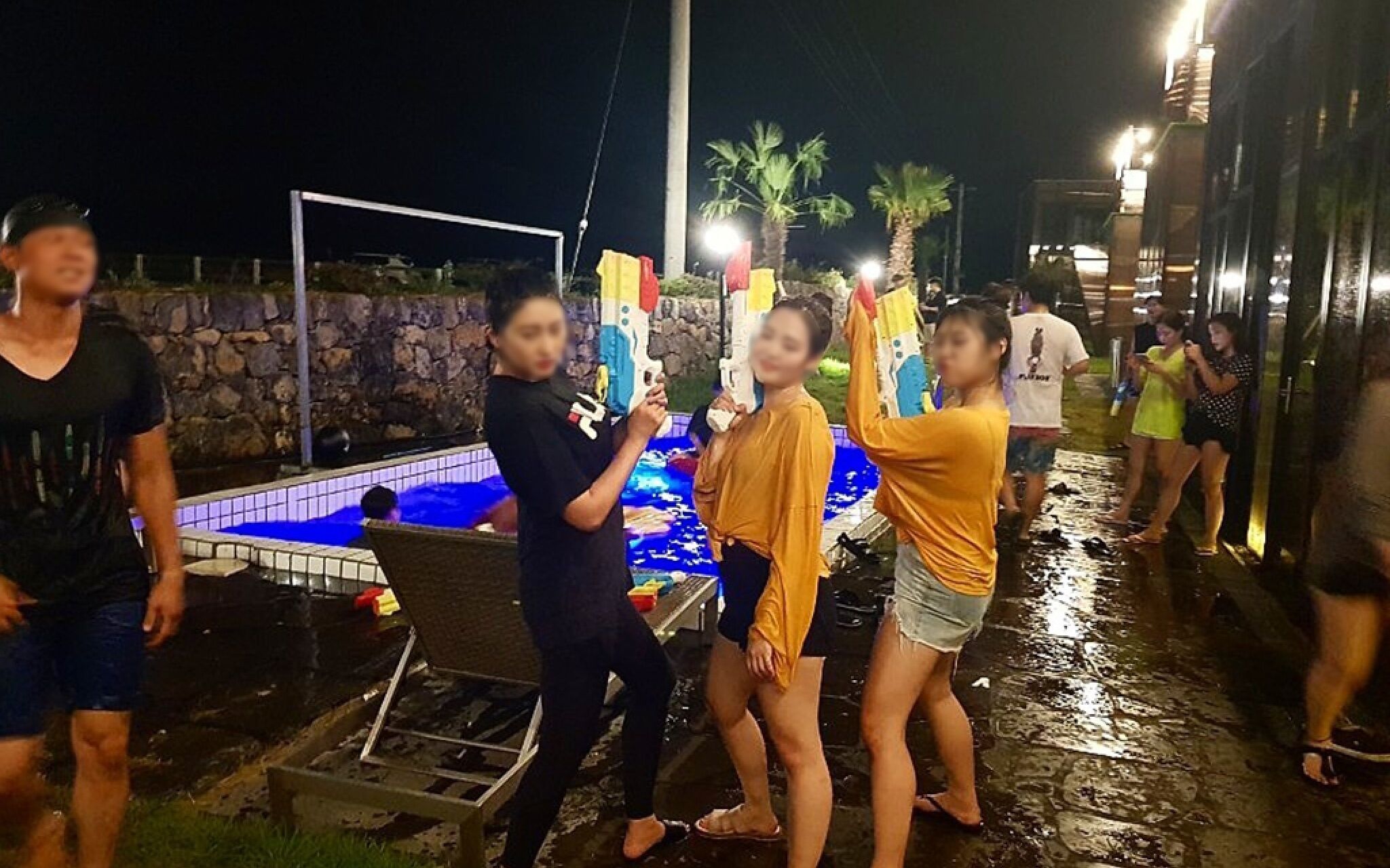 Jeju Ghetto Guest House Party