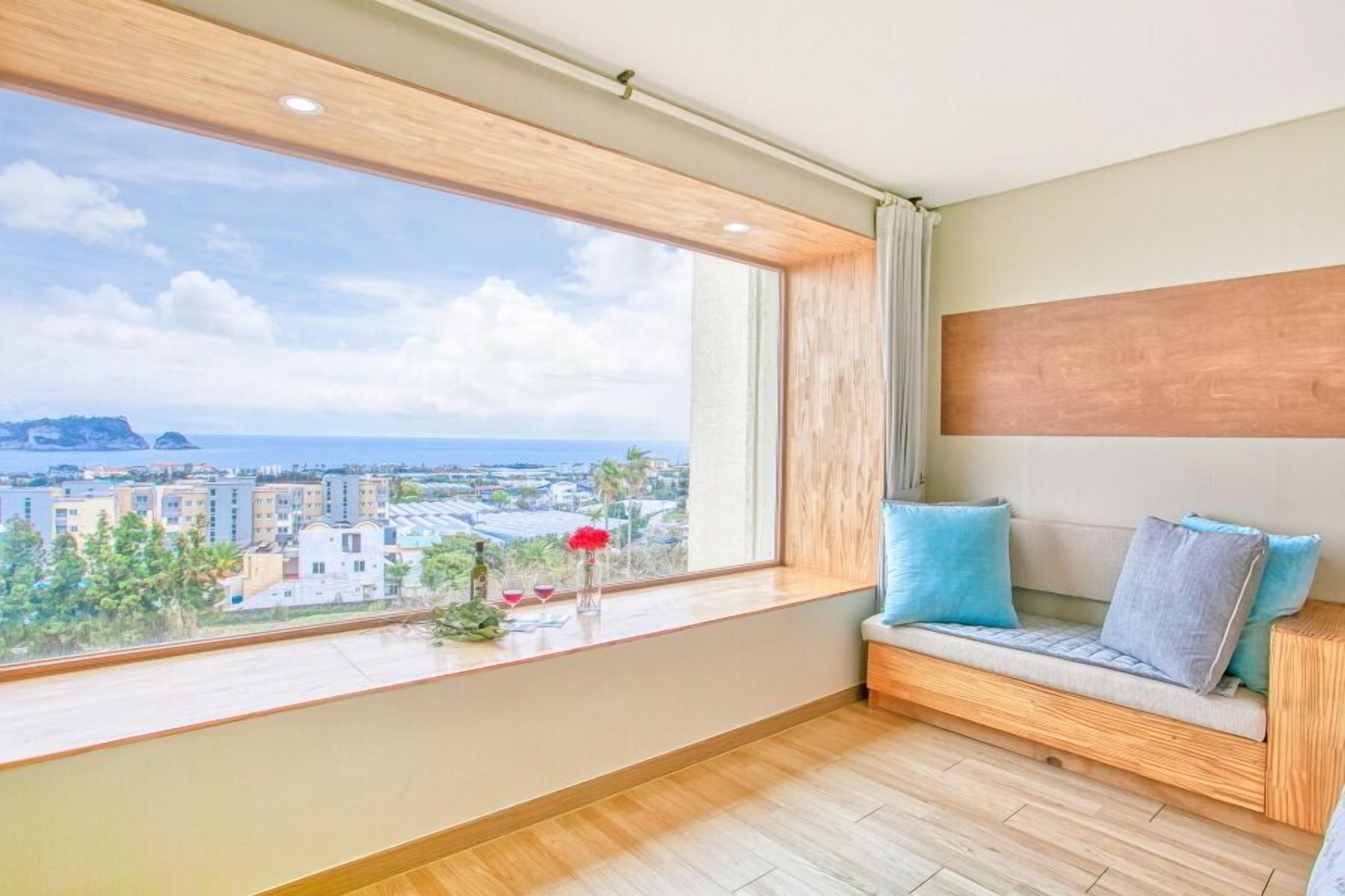 Jeju Ivy Terrace Pension