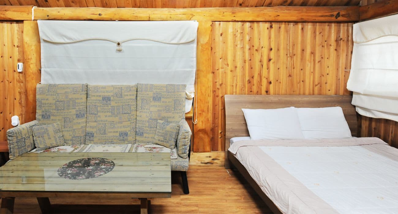 Jeju Log Village Pension
