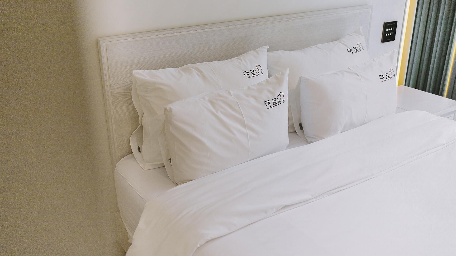 Jeju Maru Hotel & Cafe