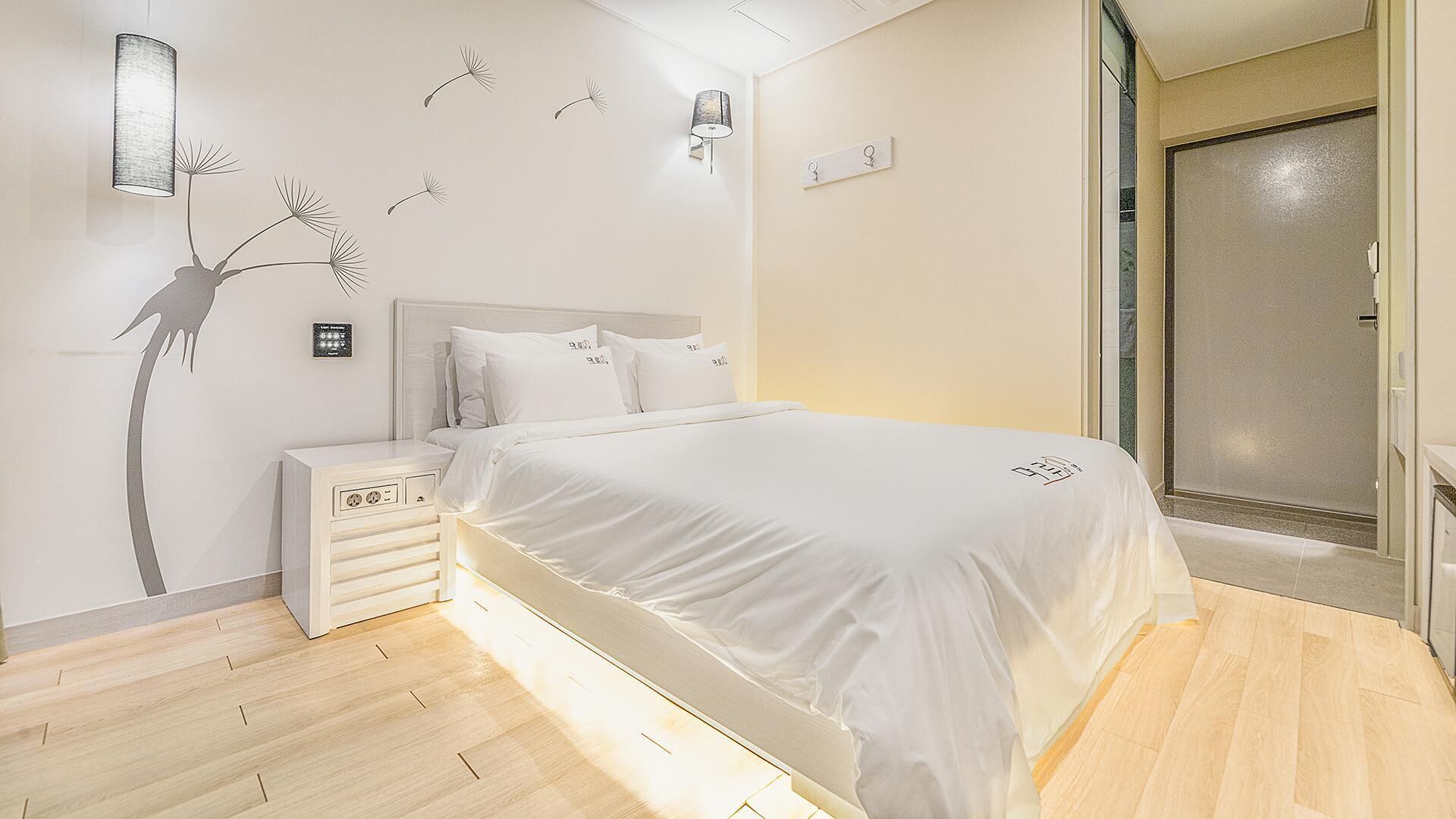 Jeju Maru Hotel & Cafe