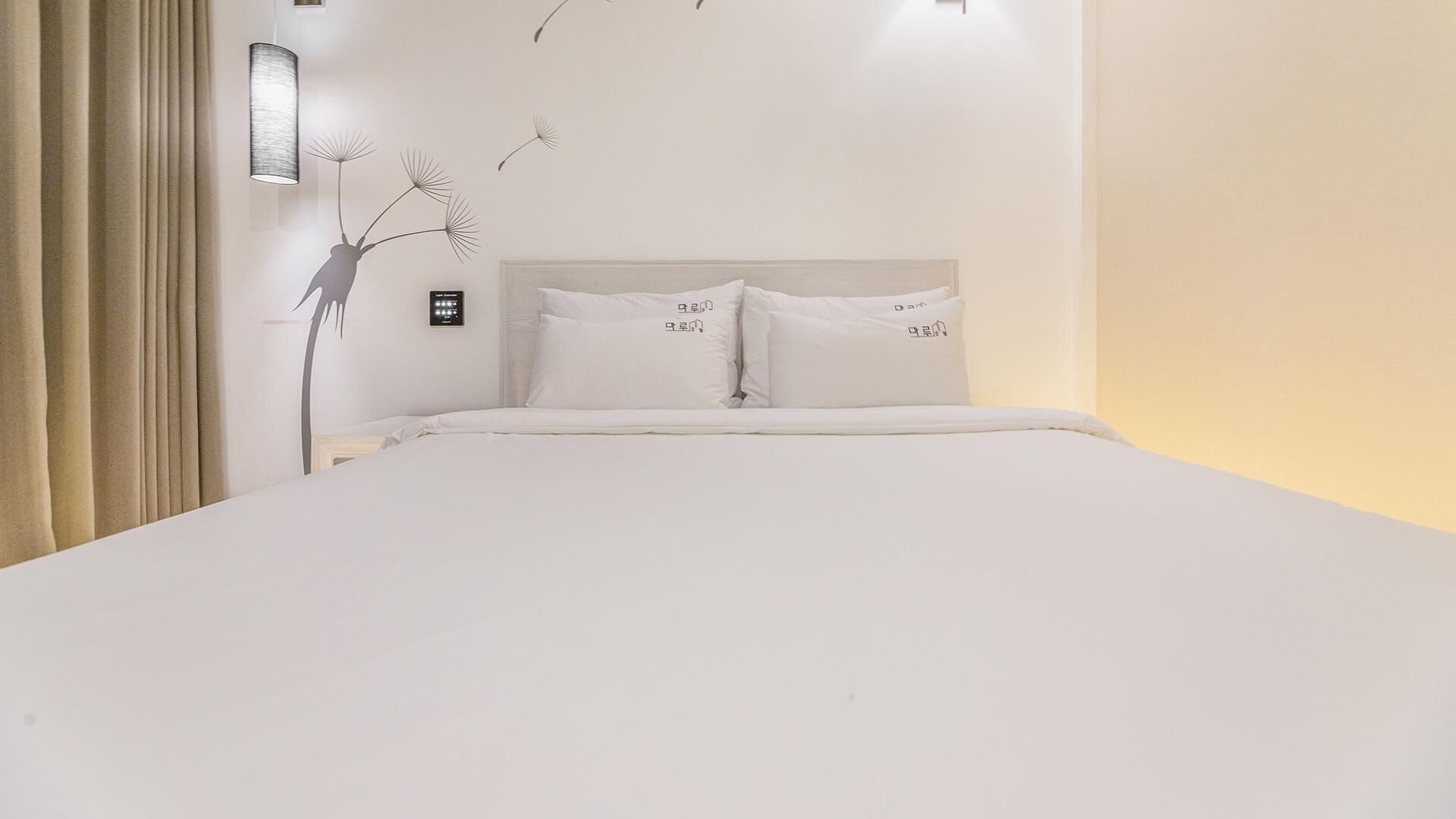 Jeju Maru Hotel & Cafe