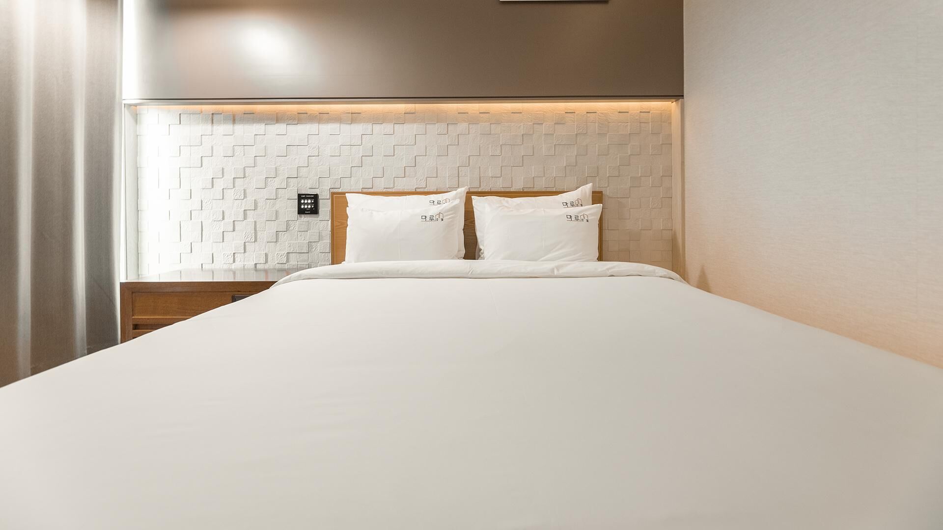 Jeju Maru Hotel & Cafe