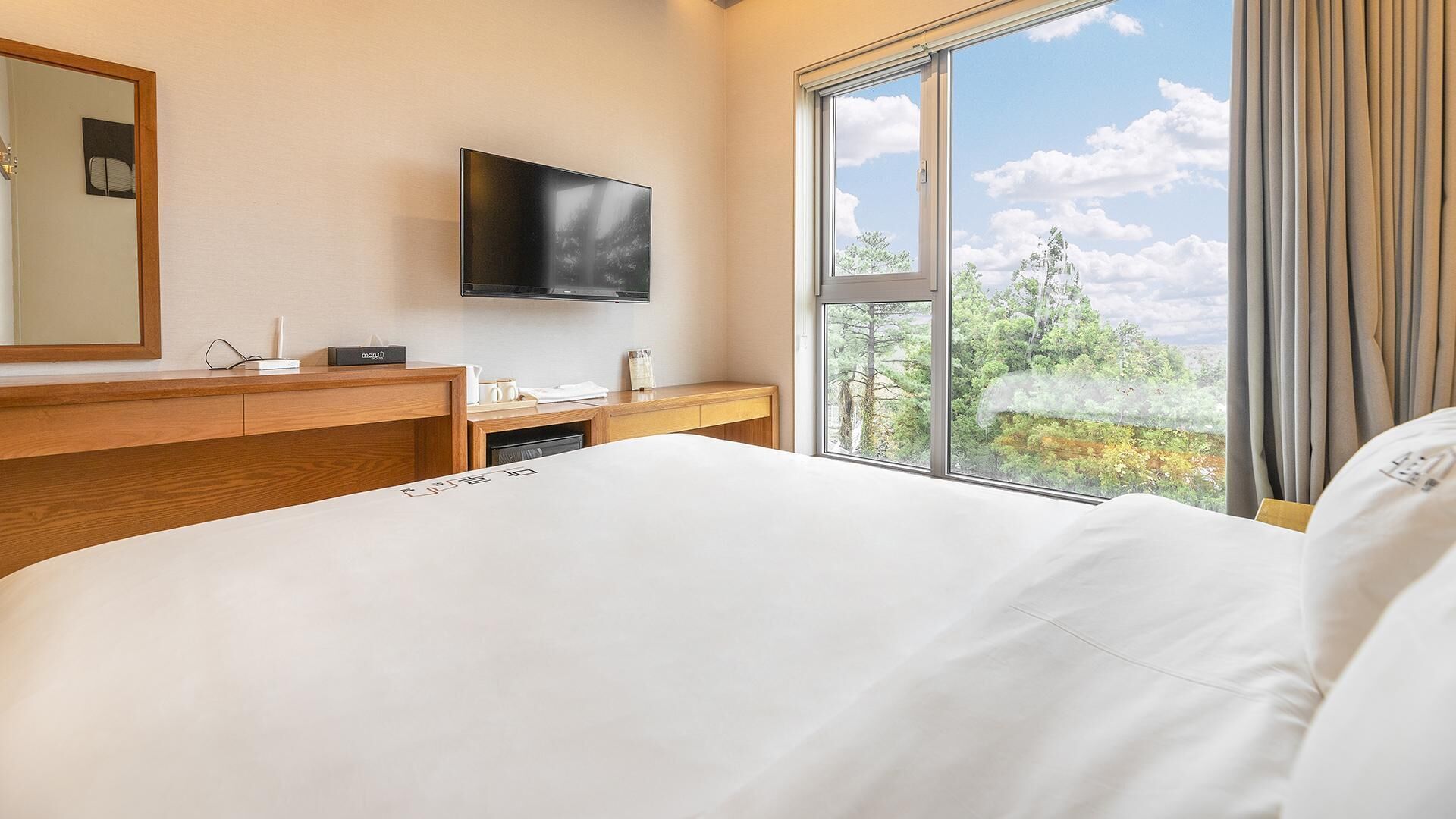 Jeju Maru Hotel & Cafe