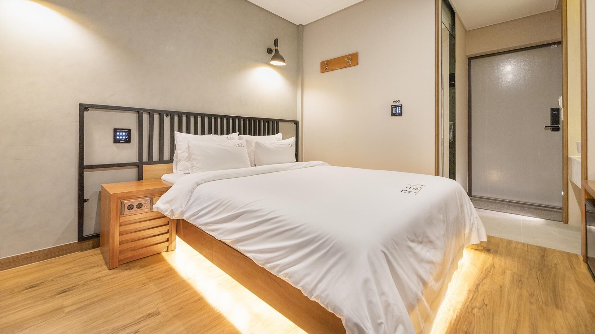 Jeju Maru Hotel & Cafe