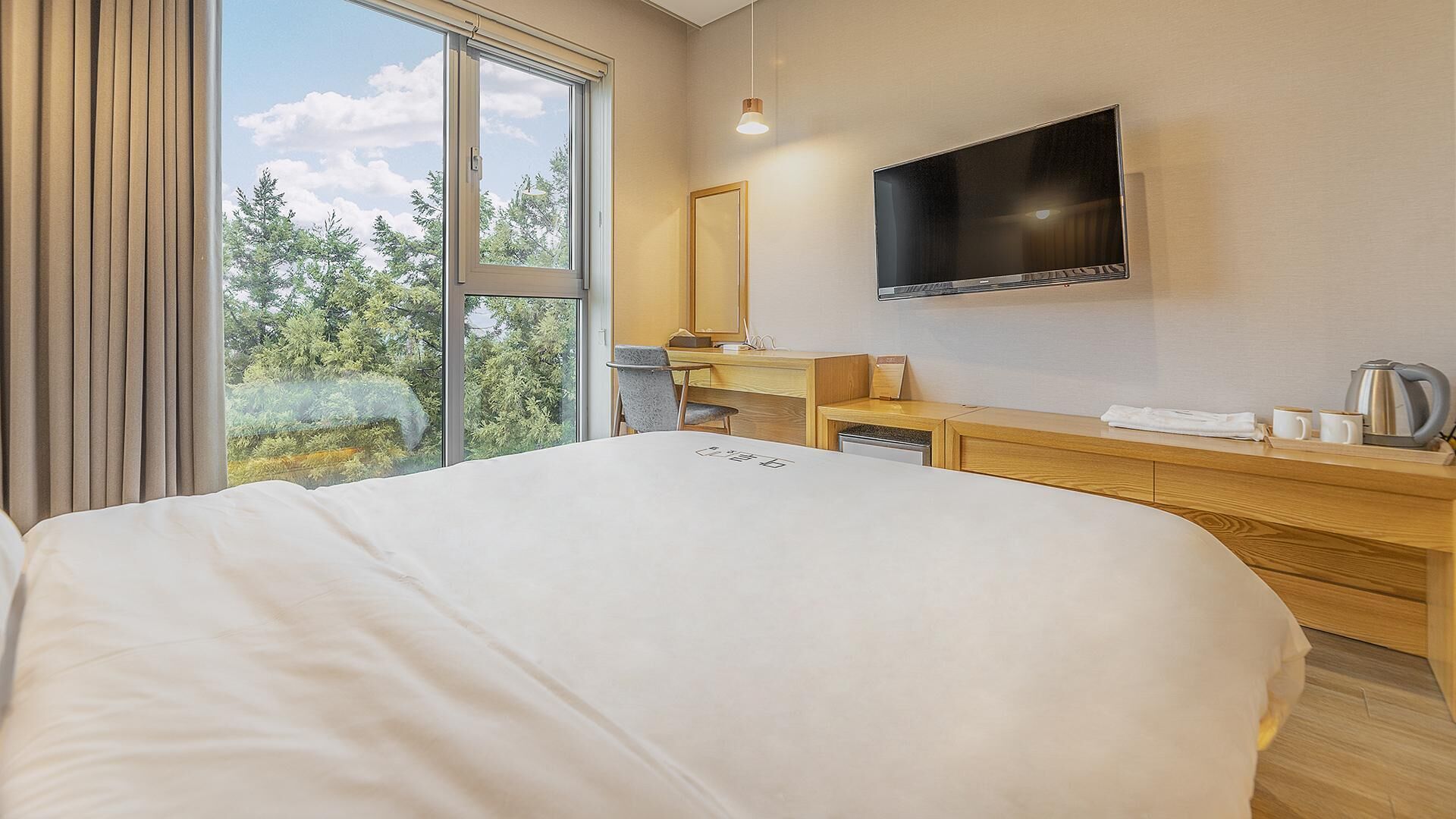 Jeju Maru Hotel & Cafe