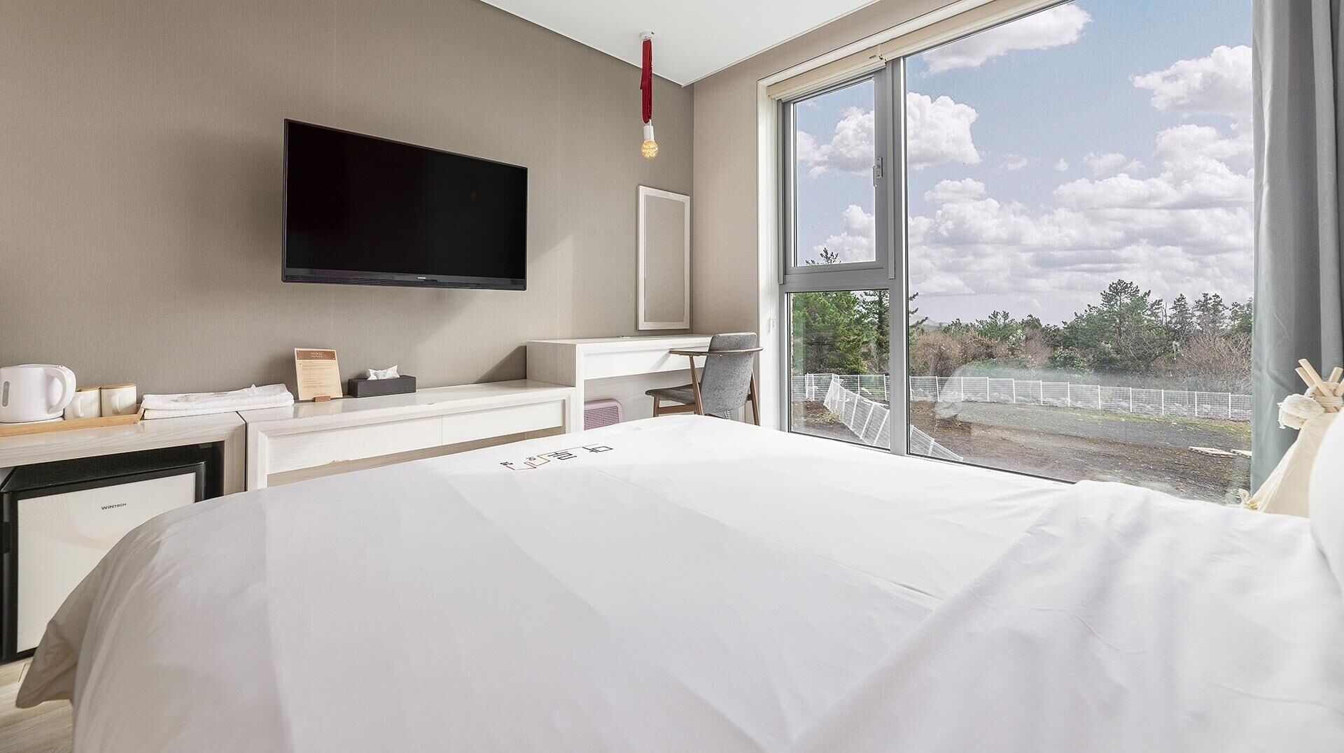 Jeju Maru Hotel & Cafe