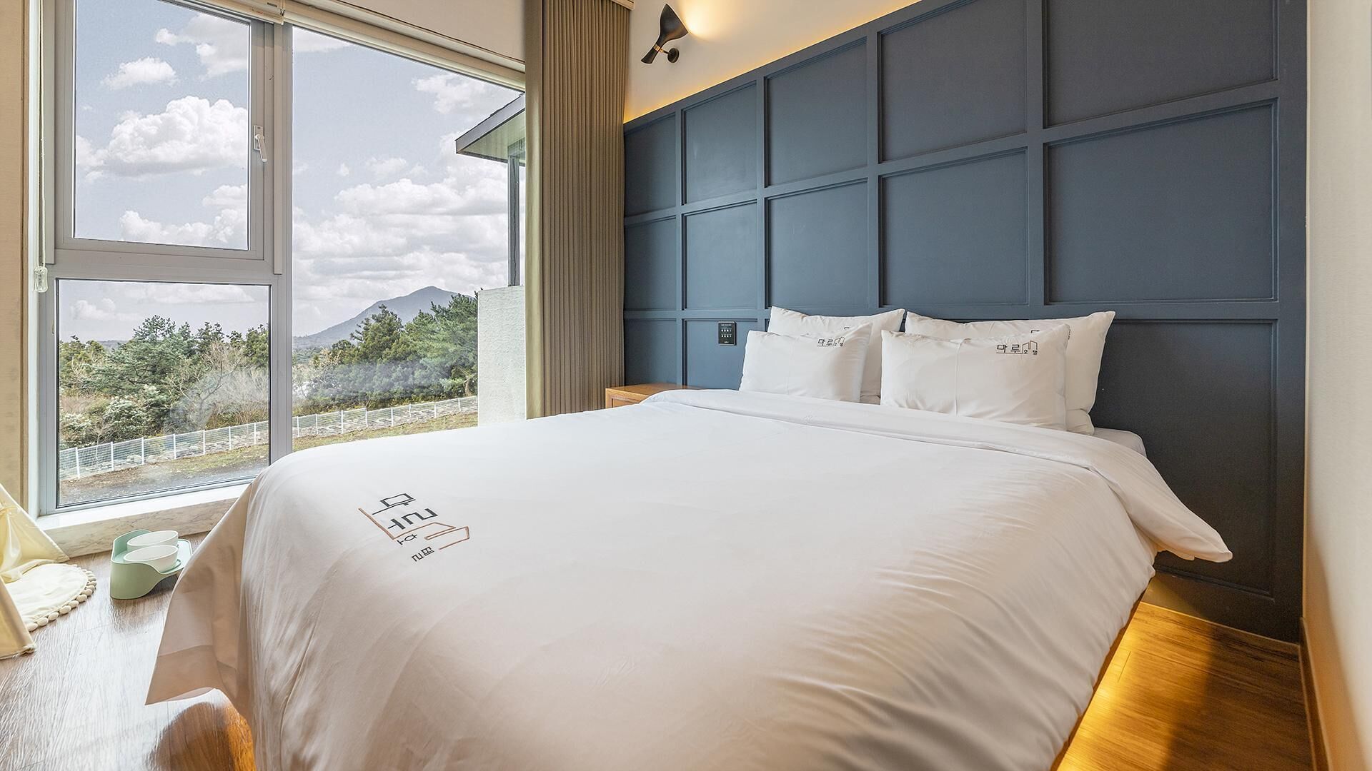 Jeju Maru Hotel & Cafe