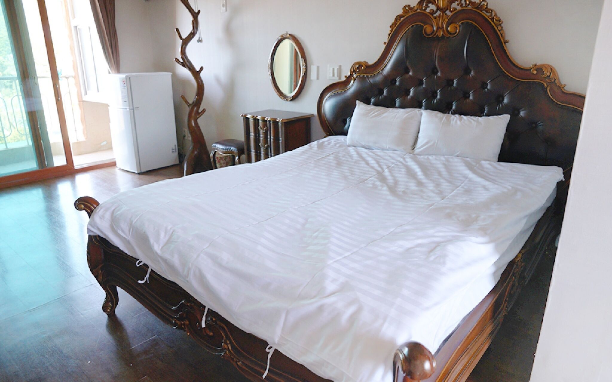 Jeju Oedolgaenara Pension & Guesthouse