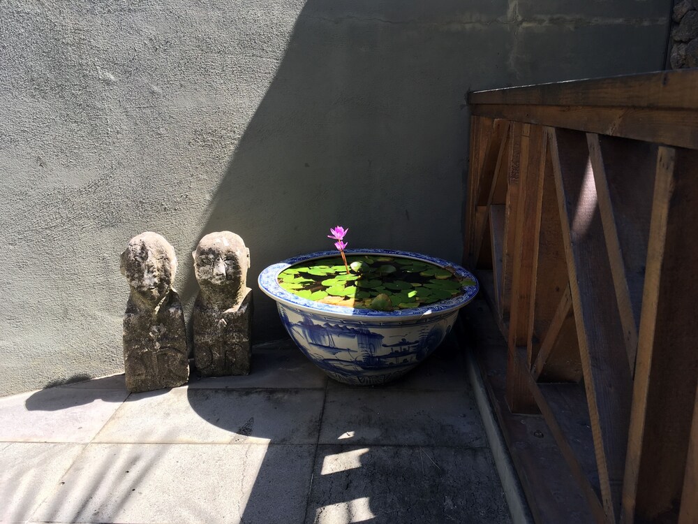 Jeju Pension Yere